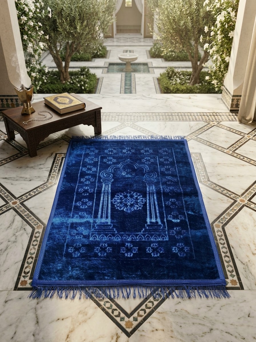 Tapis de prière musulman bleu – Creation by Lyna