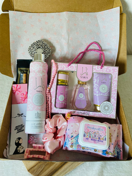 Coffret Yara parfum et bien-être avec les produits présentés dans la box – Creation by Lyna