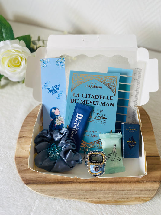 Box Muslim Girl édition bleue avec tous ses produits et accessoires – Creation by Lyna