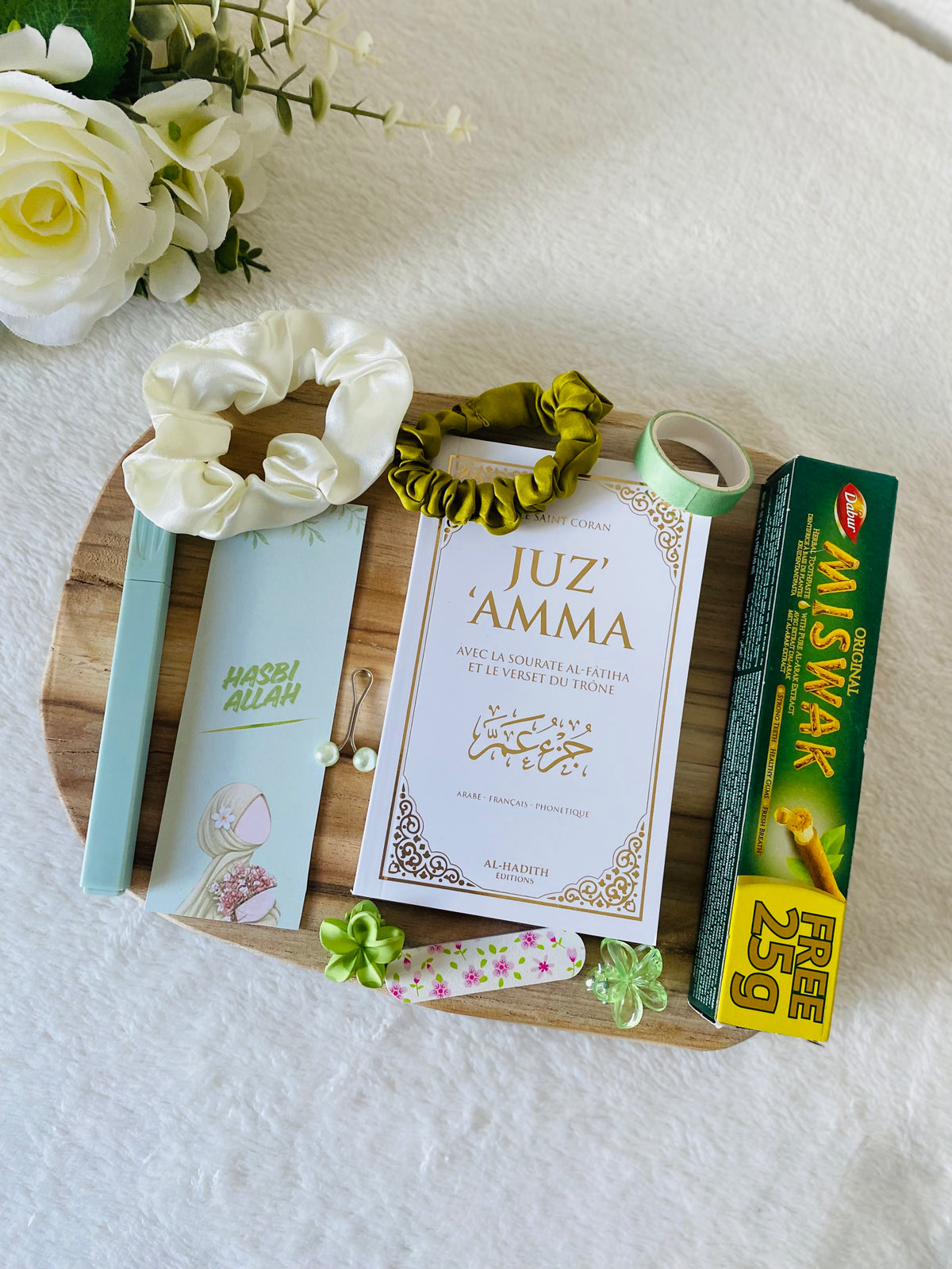 Contenu de la Box Baraka – Juz’Amma, marque-page Hasbi Allah et accessoires – Creation by Lyna